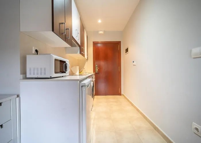 Гостевой дом Estudios Ermitabarri 3*